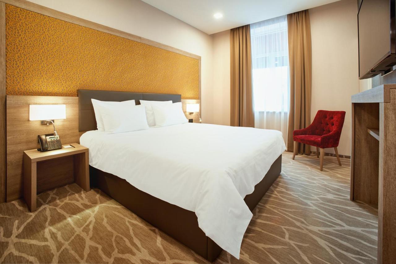 Radisson Hotel City Centre โอเดสซา ภายนอก รูปภาพ