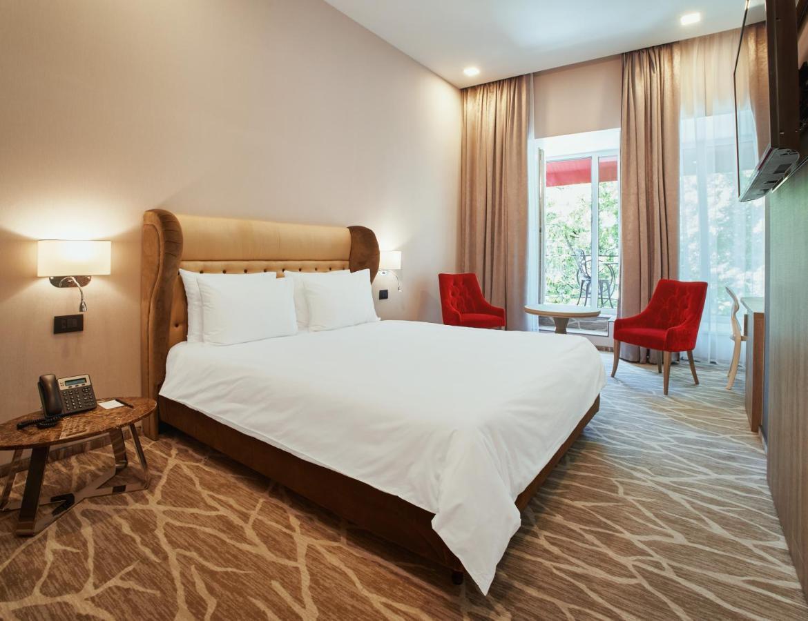 Radisson Hotel City Centre โอเดสซา ภายนอก รูปภาพ
